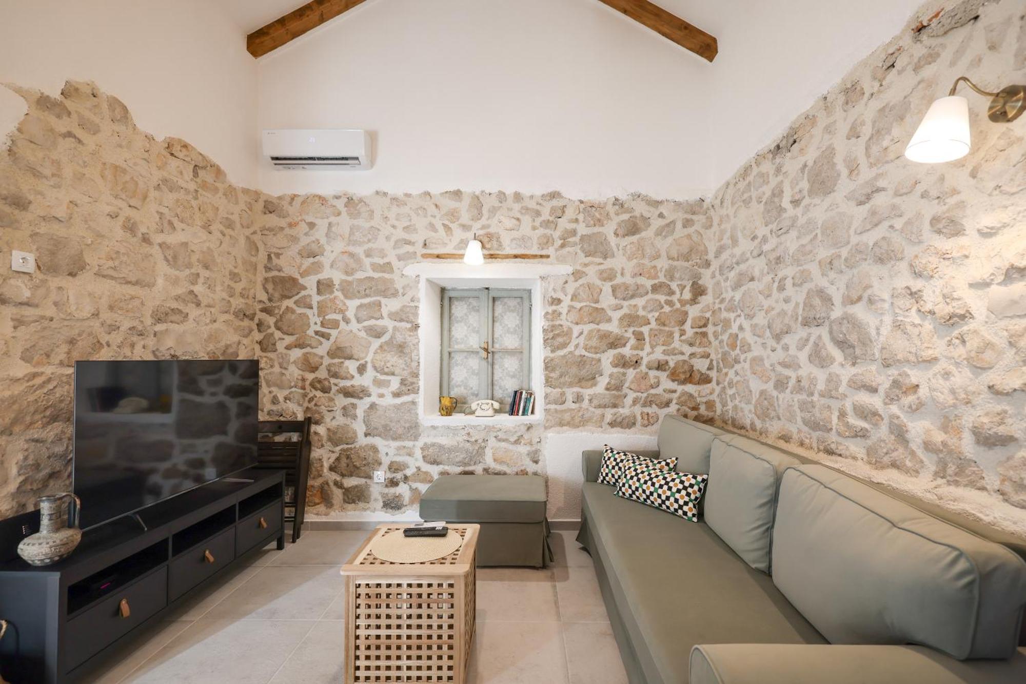 הוילה Ražanac Stone House Lole מראה חיצוני תמונה